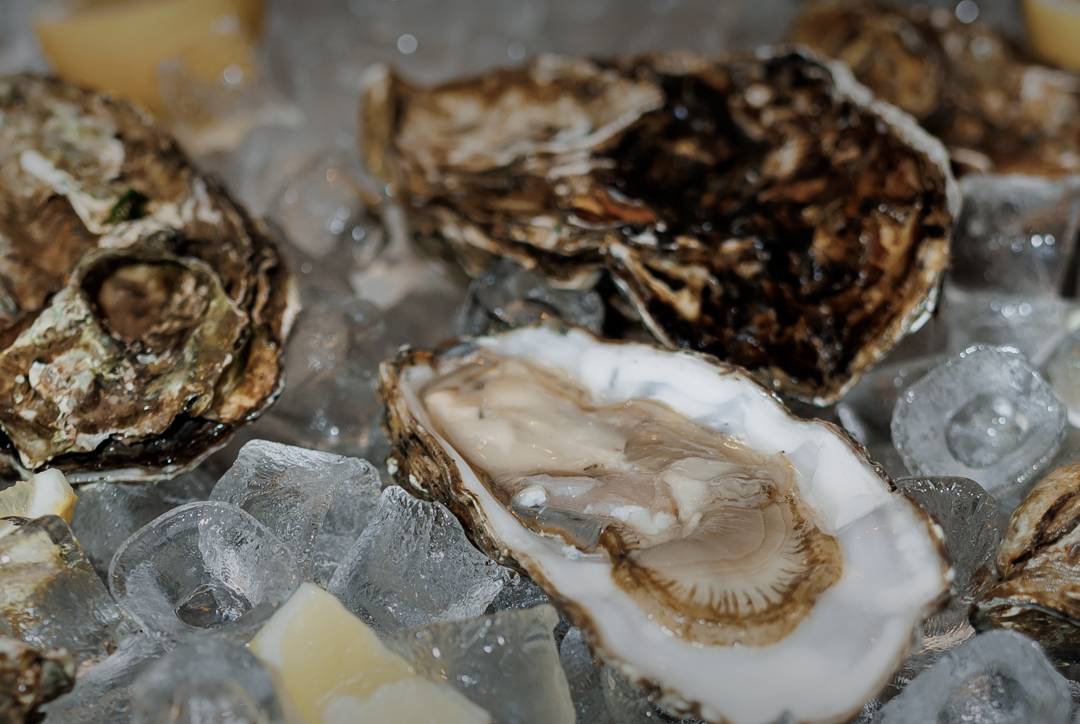 Weekend oysters & Prosecco