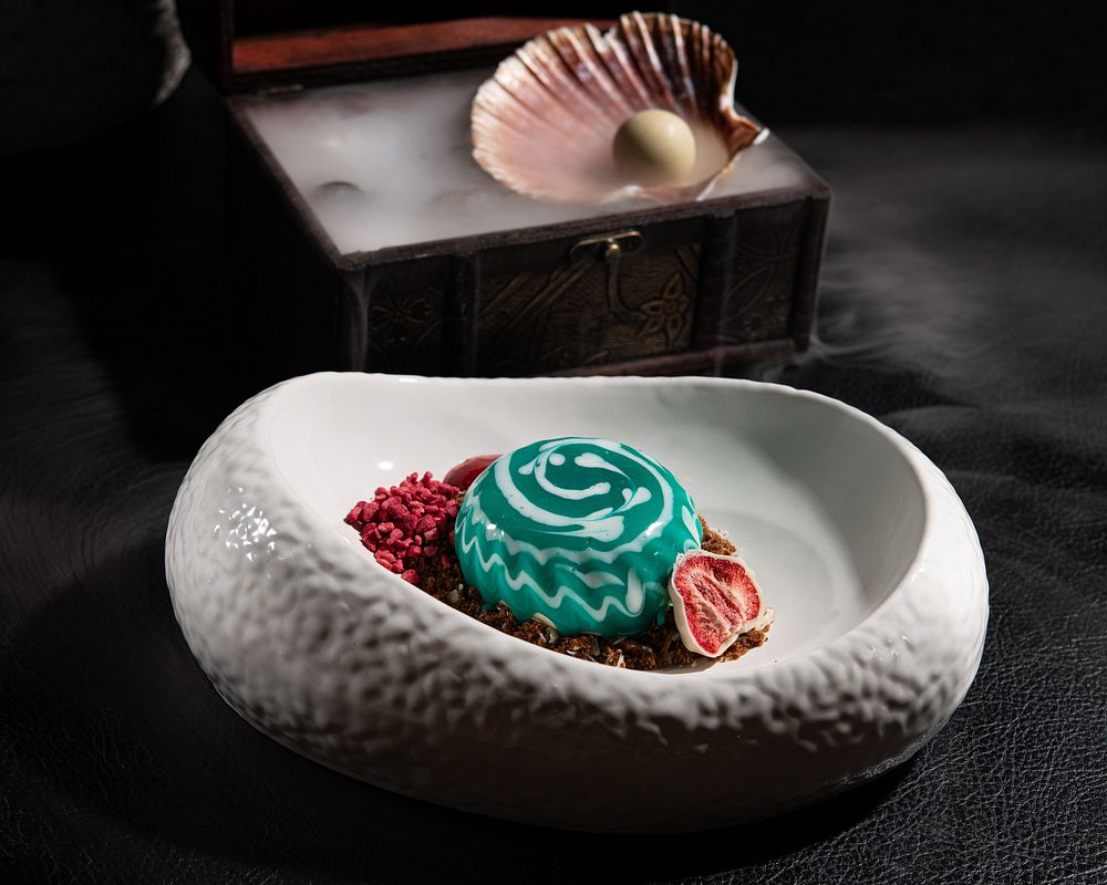 The sweet heart of Beef&Cake:the art of desserts where imagination knows no bounds